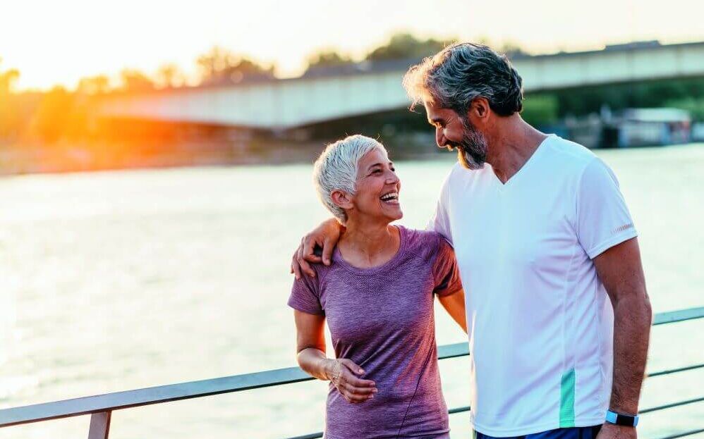 Fachbereich MED360° Radiologie - Paar am Fluss -